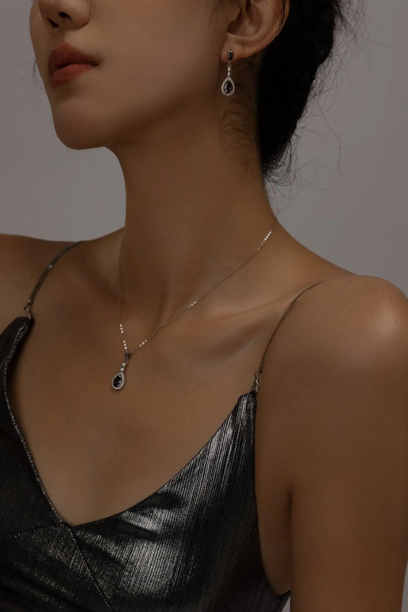 FunGirl Jewelry 1.5ct Northern Lights Topaz CZ Necklace Fungirljewelry